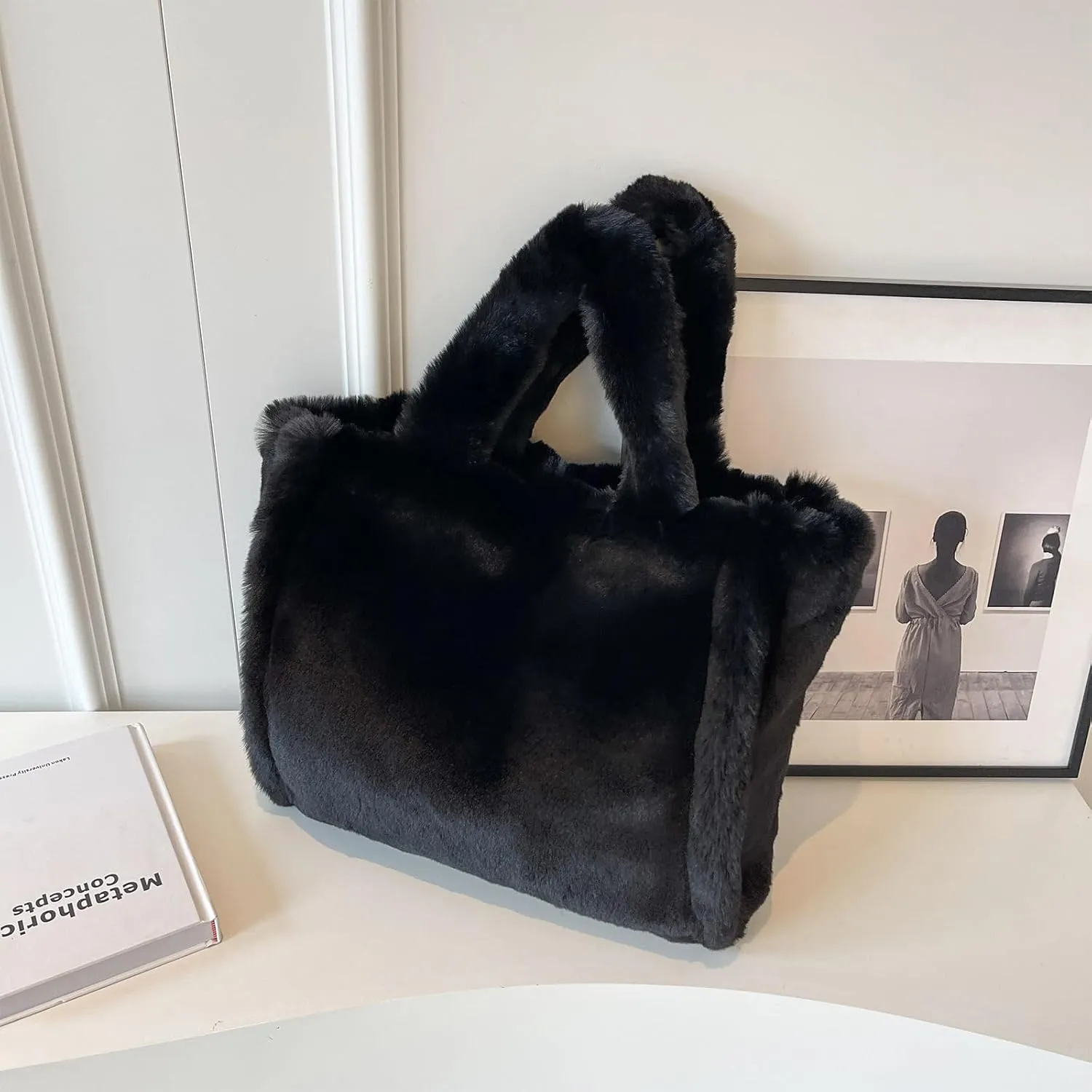Fluffy Tote Bag for Women Large Fuzzy Tote Handbag Faux Fur Bag Furry Purse