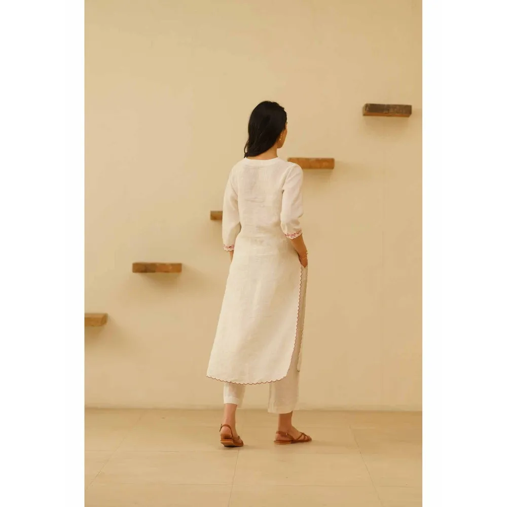 KAVANA Farog Embroidery Kurta with Pant and Dupatta (Set of 3)