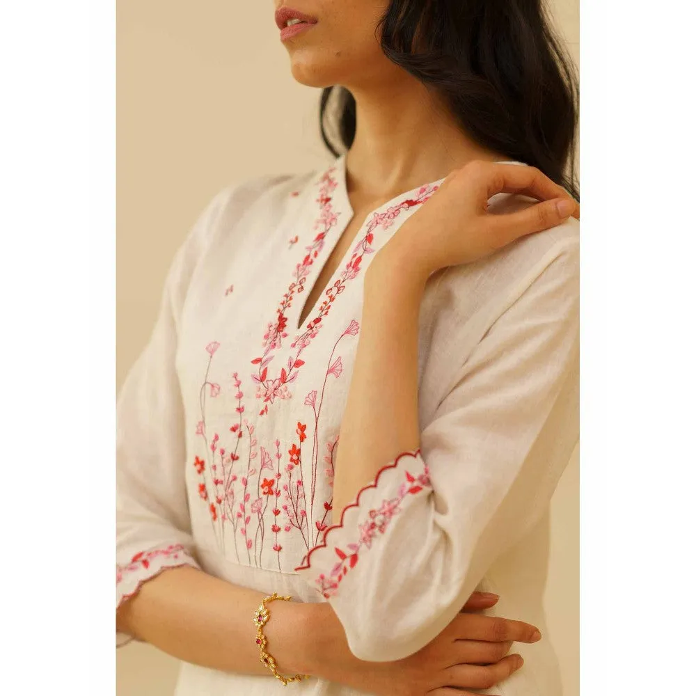 KAVANA Farog Embroidery Kurta with Pant and Dupatta (Set of 3)