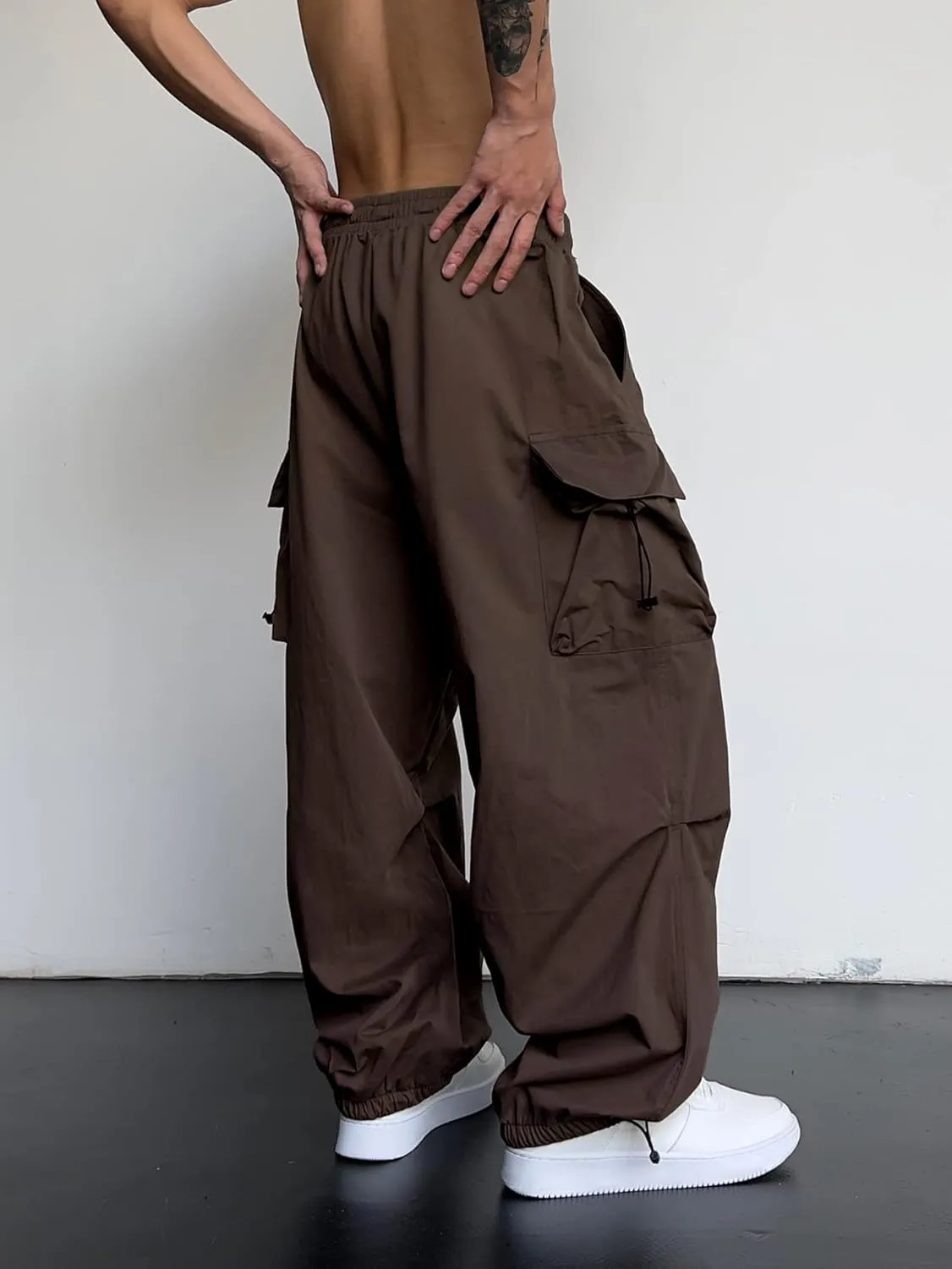 OYOANGLE Men's Cargo Pants Elastic Waist Flap Pockets Hip Hop Baggy Harem Pants
