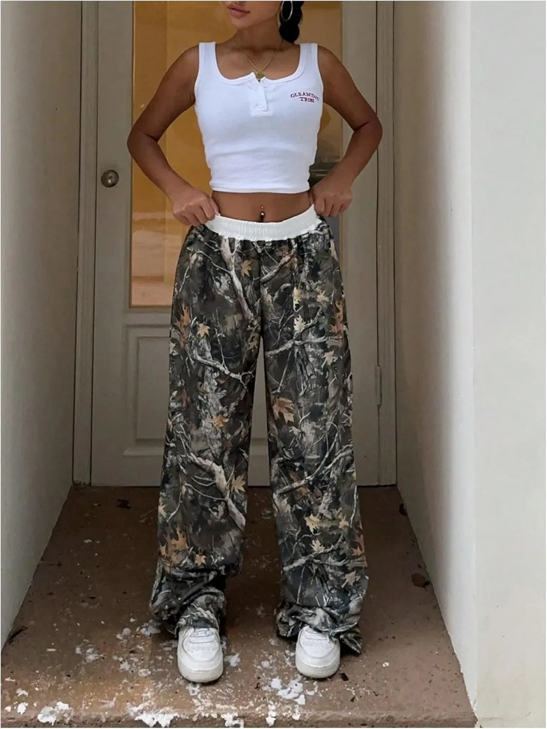 SOLY HUX Women's Camo Pants Elastic Waist Baggy Wide Leg Y2k Sweatpants with Pockets