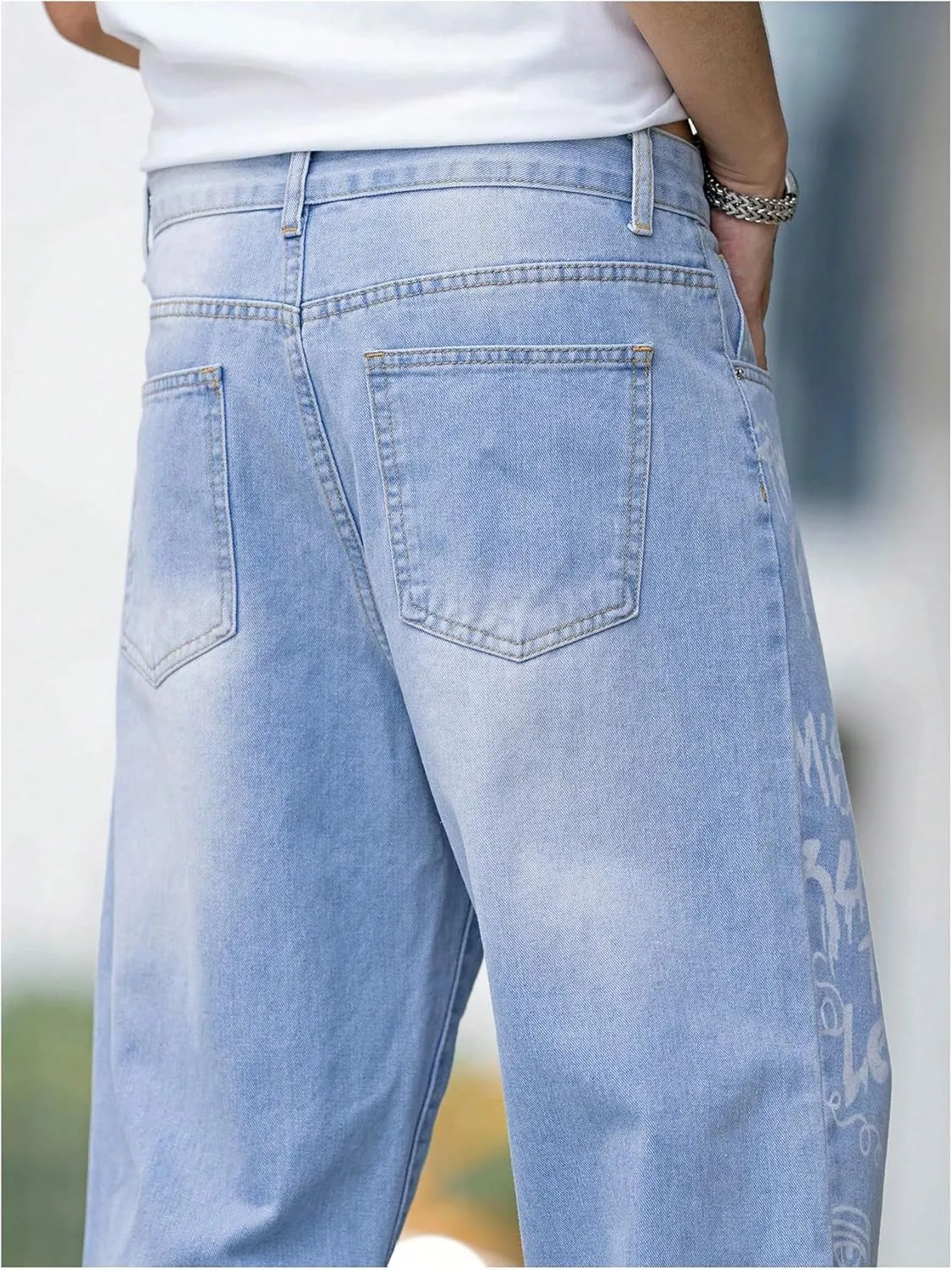 Verdusa Men's Wide Leg Denim Pants Casual Loose Fit Long Jeans with Pockets