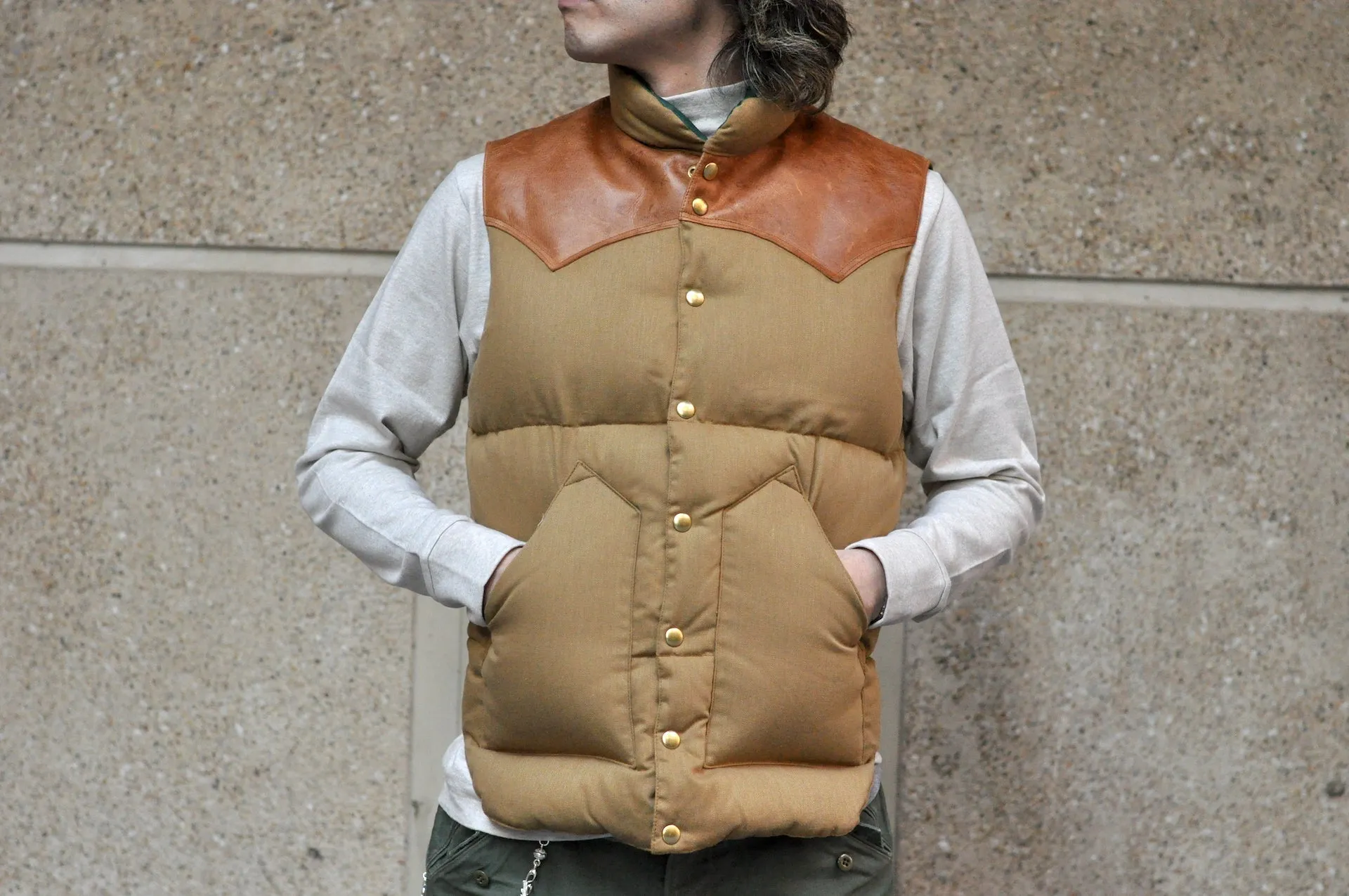 Warehouse X Rocky Mountain Yarn-Dyed Dobby Down Vest (Brown)