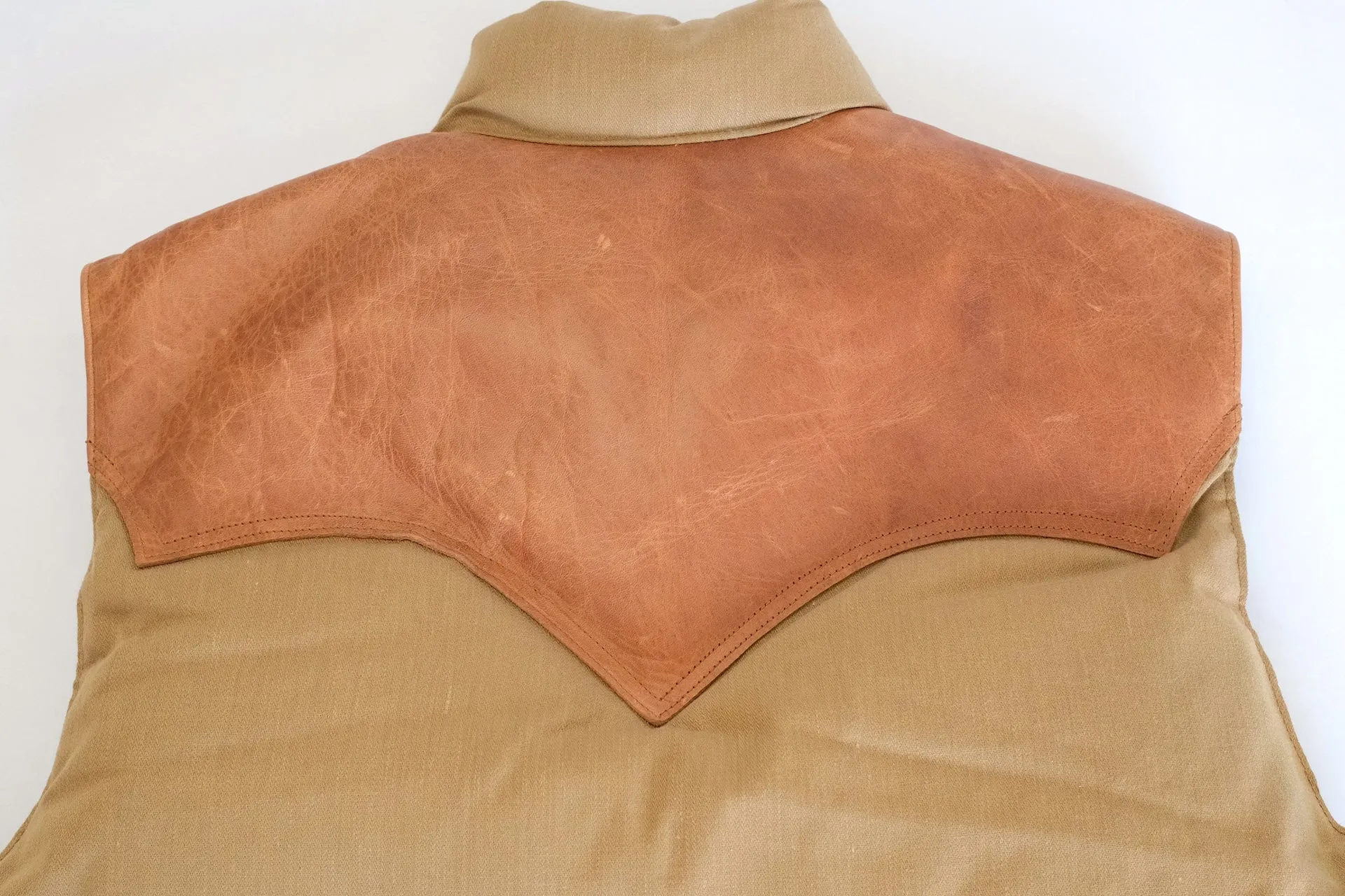 Warehouse X Rocky Mountain Yarn-Dyed Dobby Down Vest (Brown)