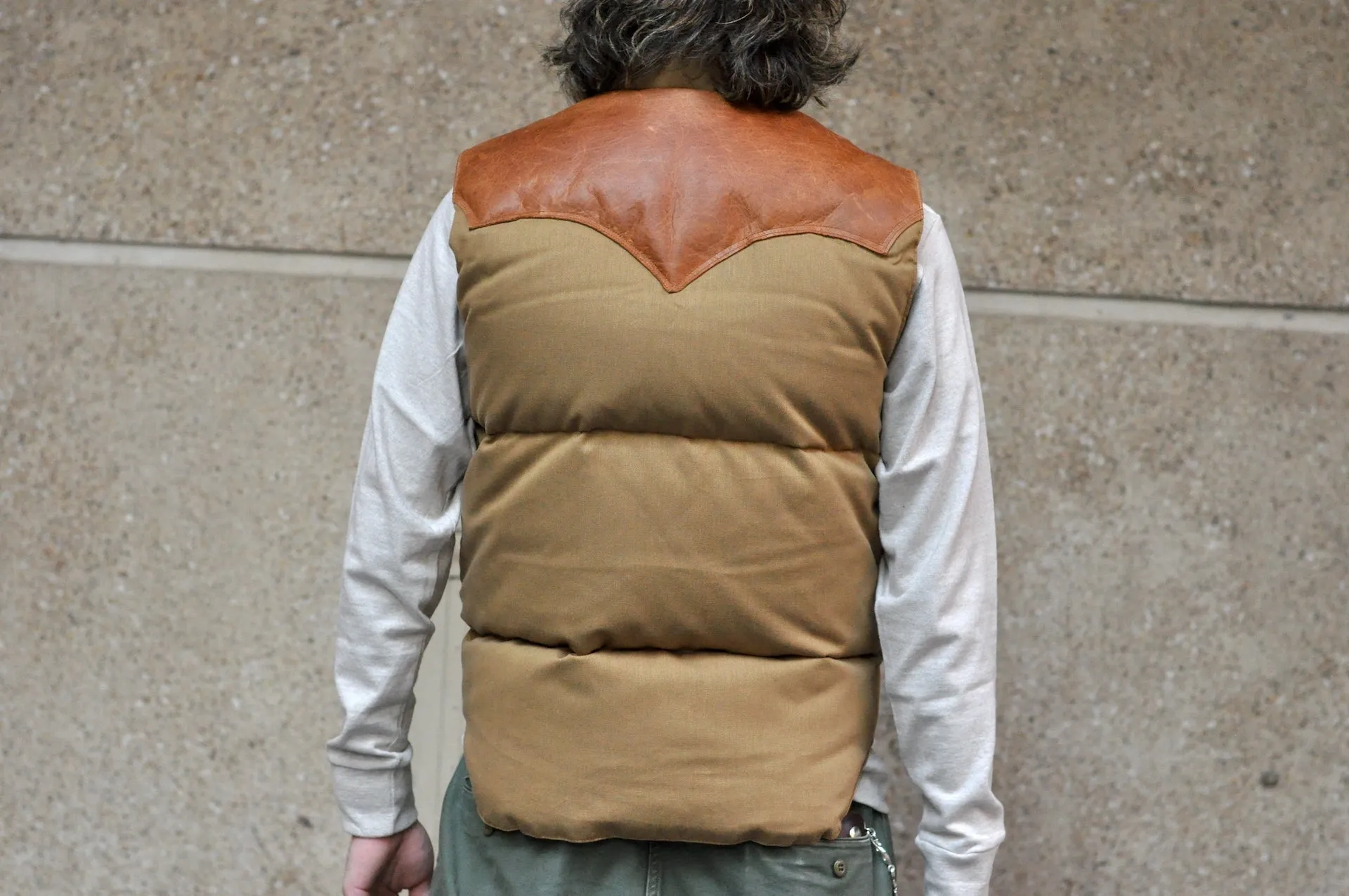 Warehouse X Rocky Mountain Yarn-Dyed Dobby Down Vest (Brown)