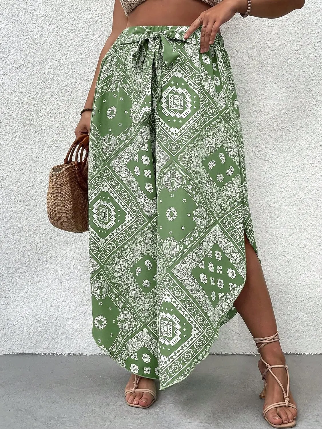 WDIRARA Women's Plus Size Printed Tie Front Wide Leg Pants Asymmetrical Hem Pants