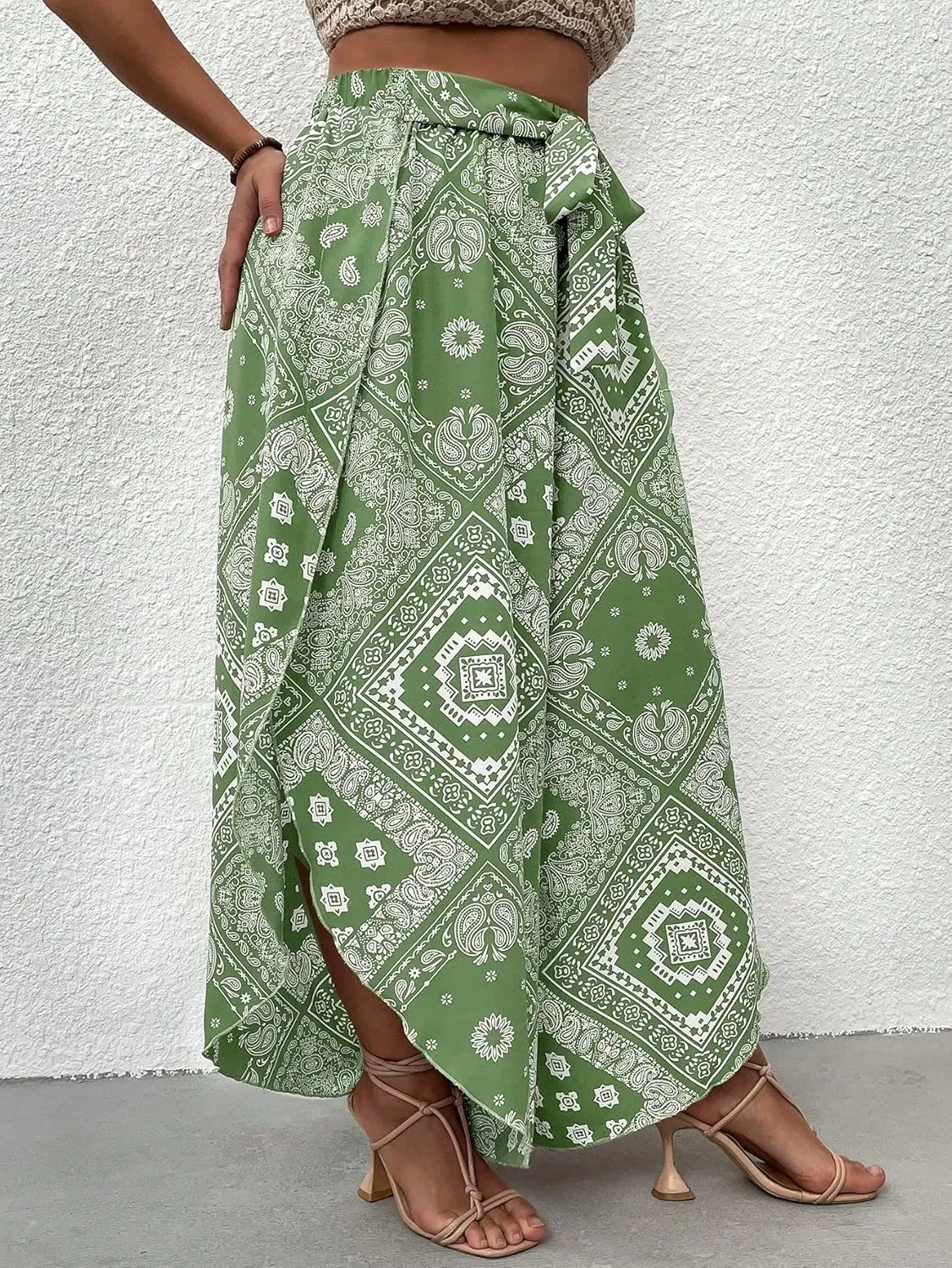 WDIRARA Women's Plus Size Printed Tie Front Wide Leg Pants Asymmetrical Hem Pants