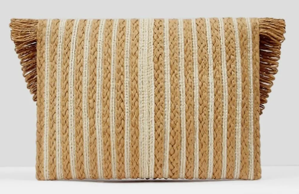 Womens Straw Clutch Handbags 2025 Fashion Fringe Envelope Bag Chain Woven Shoulder Crossbody Bag for Summer Vacation